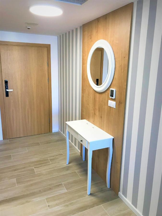 6 Pietro Seaside Apartment Колобжег Екстериор снимка