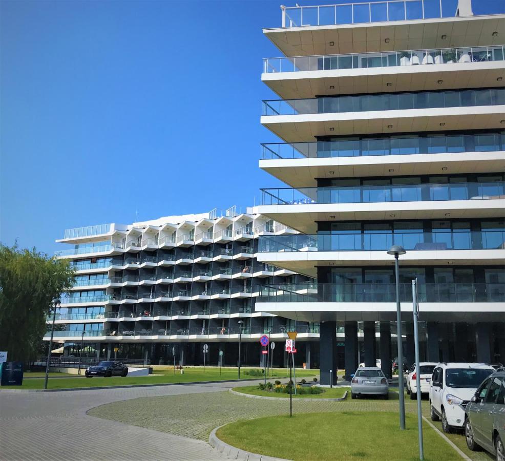 6 Pietro Seaside Apartment Колобжег Екстериор снимка
