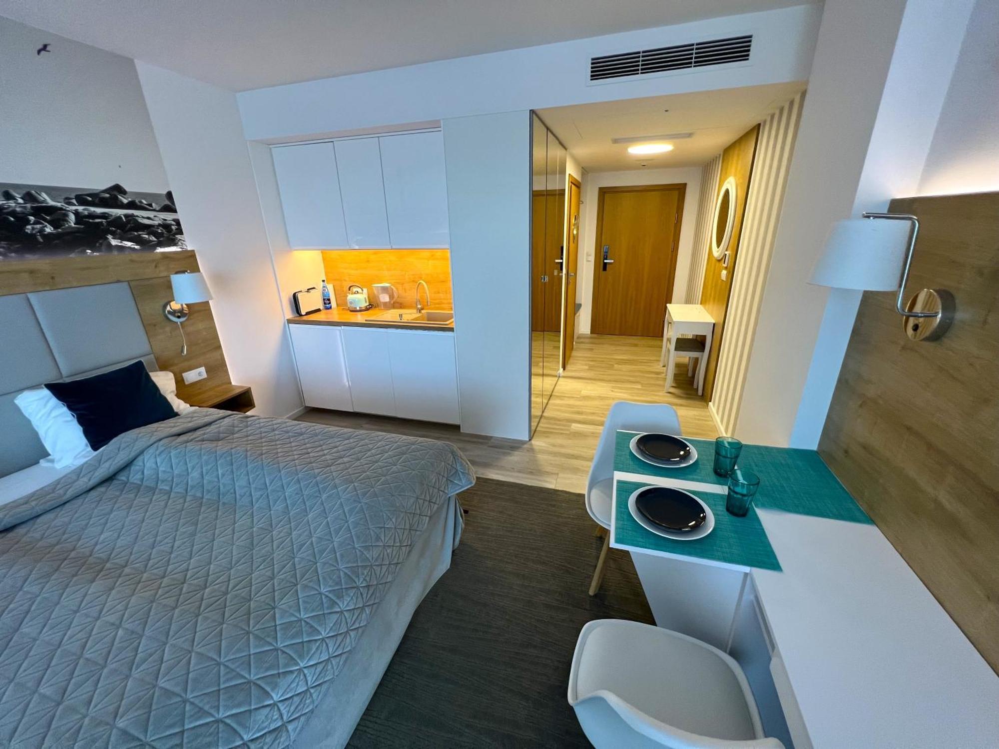 6 Pietro Seaside Apartment Колобжег Екстериор снимка