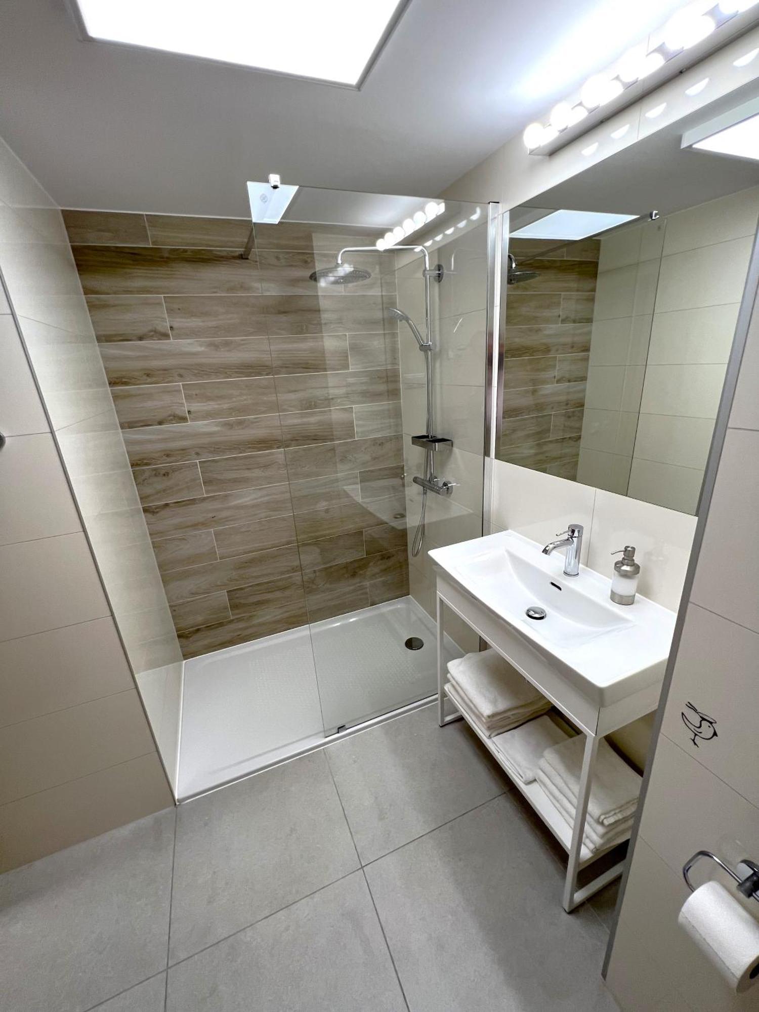 6 Pietro Seaside Apartment Колобжег Екстериор снимка